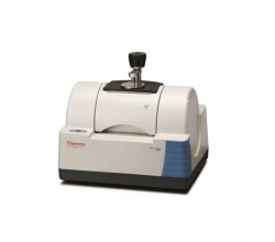 Nicolet™ iS™ 5 FTIR 光谱仪